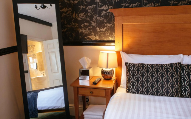 Pymgate Lodge Hotel