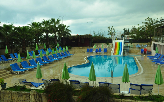 Royal Ideal Beach Hotel