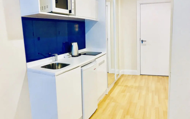 Royal Sea Breeze Apartment