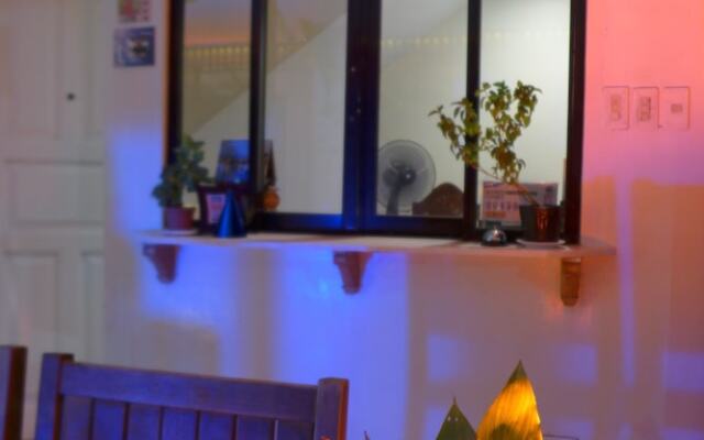 Rozen Suites Paradise