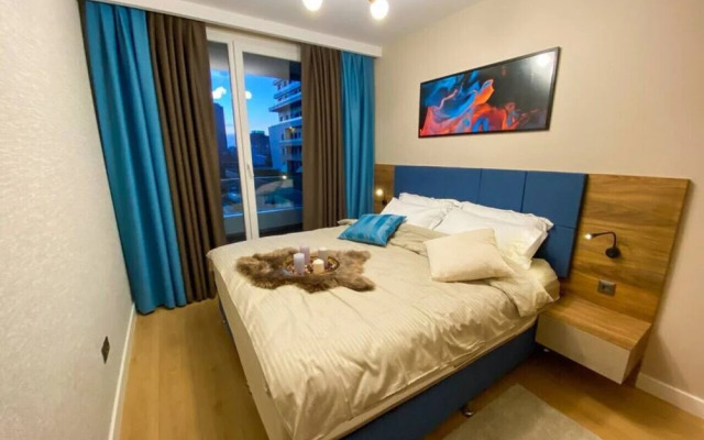 Brand-new Elegant 1 1 Apartment With Terrace - Core Living