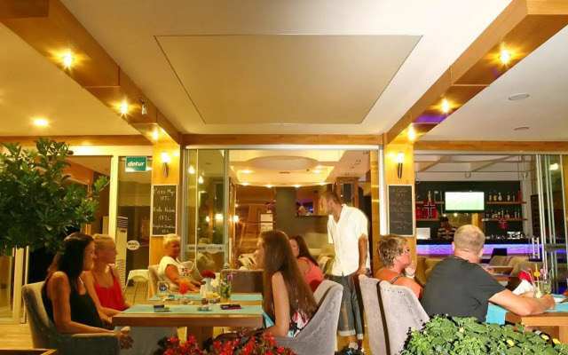 Magi Apart Hotel