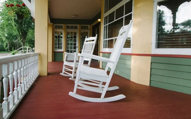 Waller House Inn