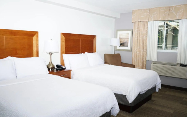 Holiday Inn Express Philadelphia Airport by IHG