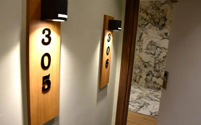 EdwinPlus Hotel