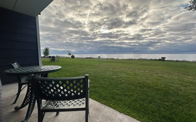 AmericInn by Wyndham Menominee