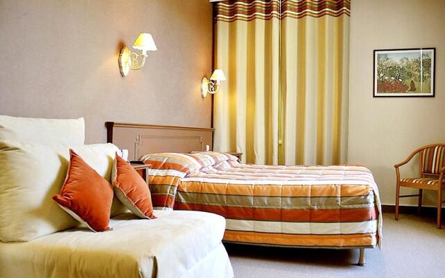 Grand Hotel