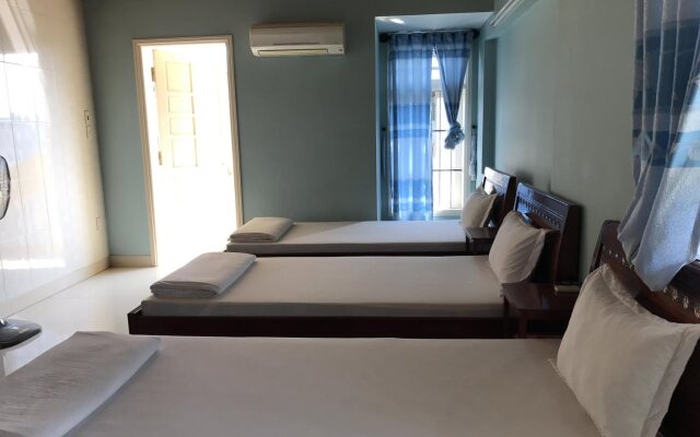 Hoa Cuc Xanh Hotel