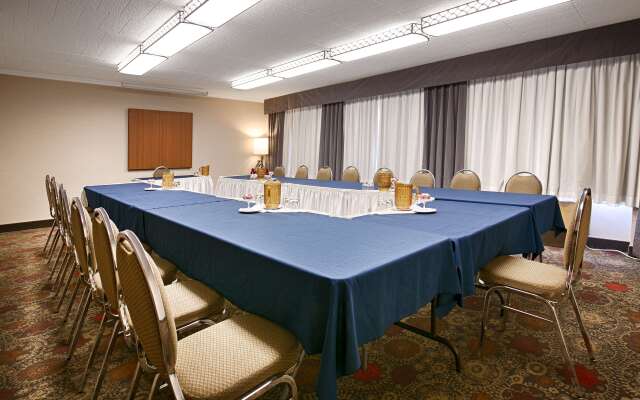 Best Western North Bay Hotel & Conference Centre