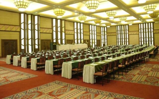 Safari Park Hotel And Casino