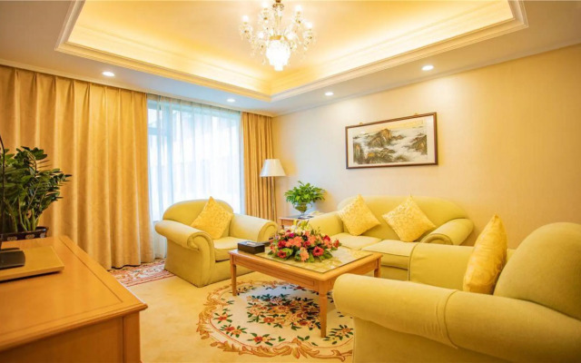 Great Wall Hotel