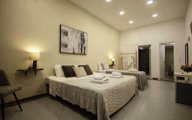 Olive Grove Beachfront Apartments & Suites