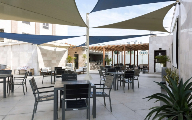 Radisson Hotel Muscat Panorama