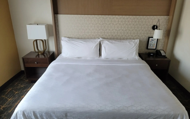 Holiday Inn & Suites Wausau-Rothschild by IHG