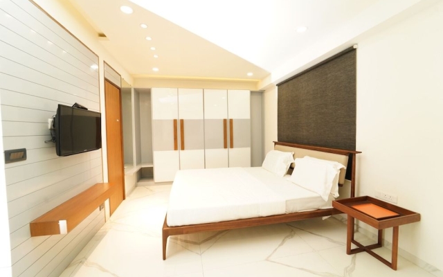 Ebony Residency
