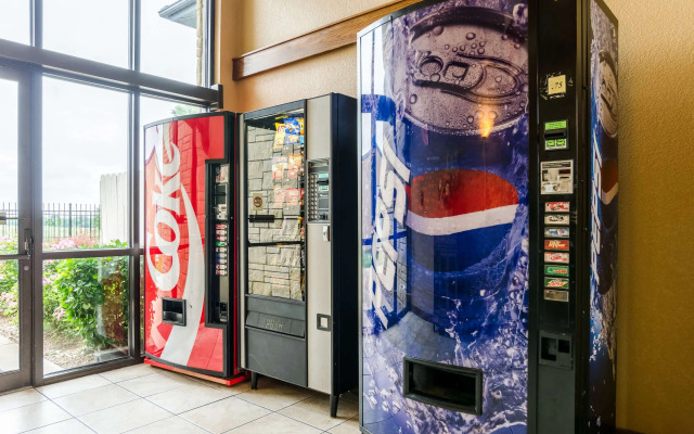 Quality Inn & Suites Winfield