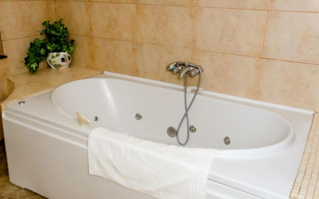 Bohemian Apartment - Center of Bucharest