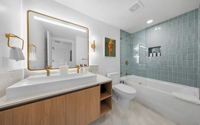 Modern Studio in Downtown Miami
