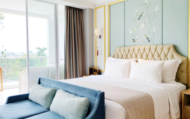 Art Deco Luxury Hotel & Residence