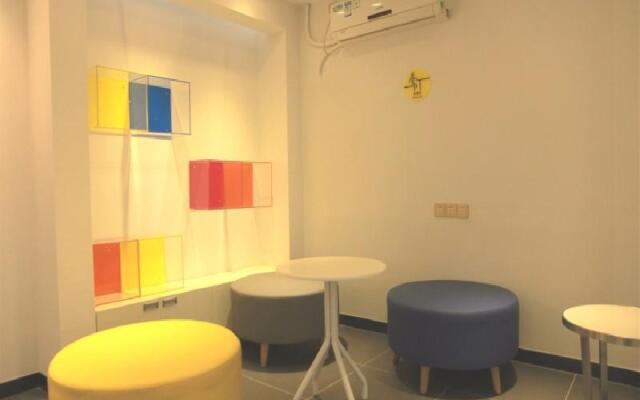 7 Days Inn·Qinzhou Bus Station