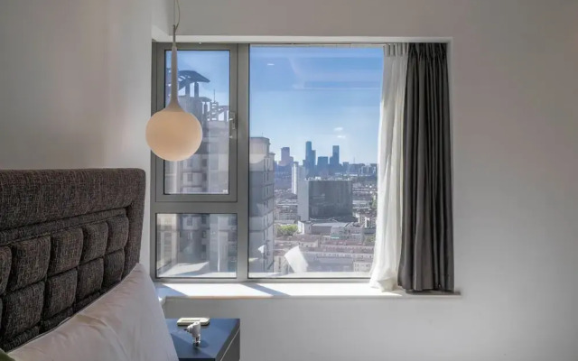 Tyms 2BR 1BA Apt Xujiahui Metro