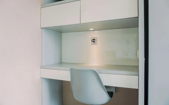 Best Deal And Strategic Studio Sky House Bsd Apartment