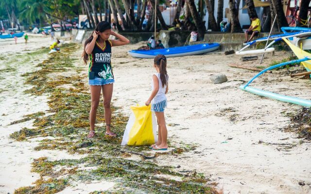 Jeepney Hostel and Kite Resort