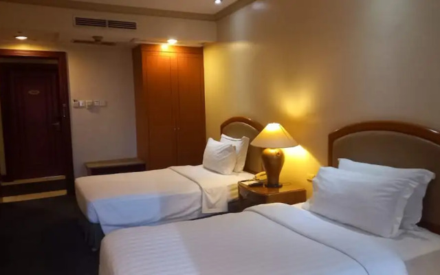 Capital O 914 Makati Palace Hotel