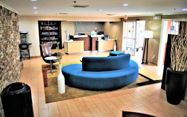 Garner Hotel Macon West by IHG