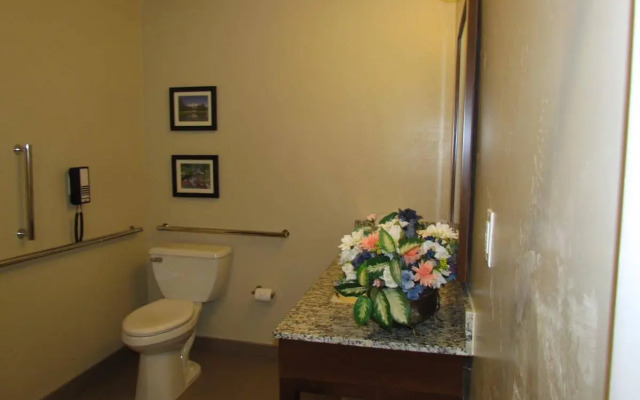 Heartland Inn and Suites