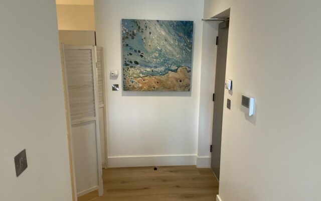 Stunning Cliff Edge Apartment in Newquay