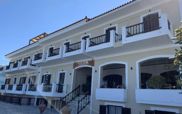 Sunrise Hotel