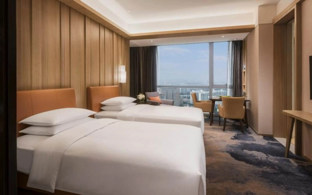 Hyatt Regency Shanghai, Wujiaochang