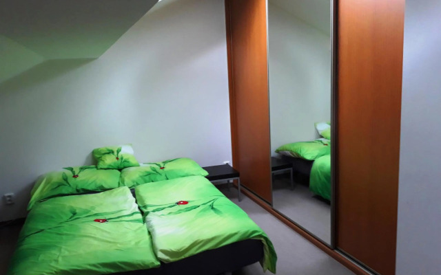 Sunny Two-story Apartment Kyje