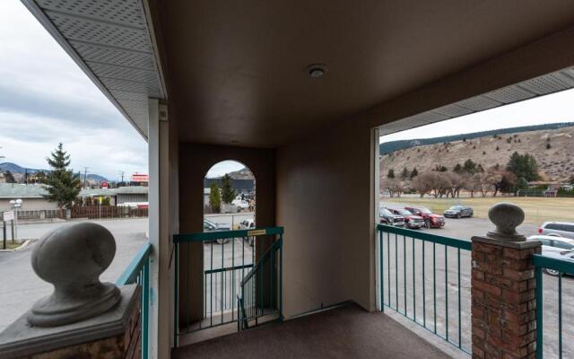 The Ranchland Inn