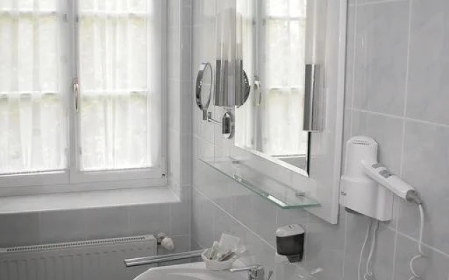 Sauer Gaste Und Vitalhaus