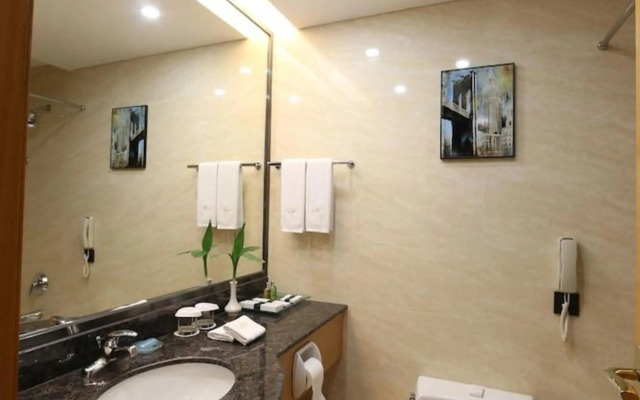 Aurum International Hotel