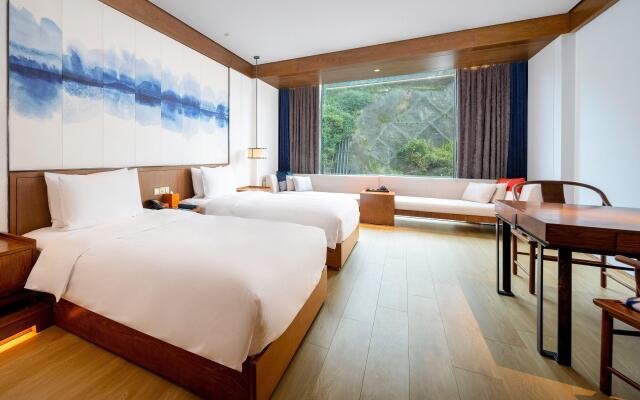 Hotel Indigo Dali Erhai by IHG