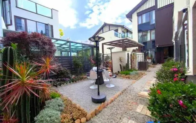Lumos Secret Realm Hotel