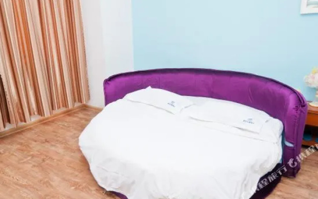 Ouber Theme Hotel (Zibo Crystal Street Shandong University of Technology)