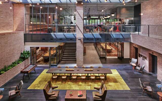 Canopy by Hilton Portland Pearl District