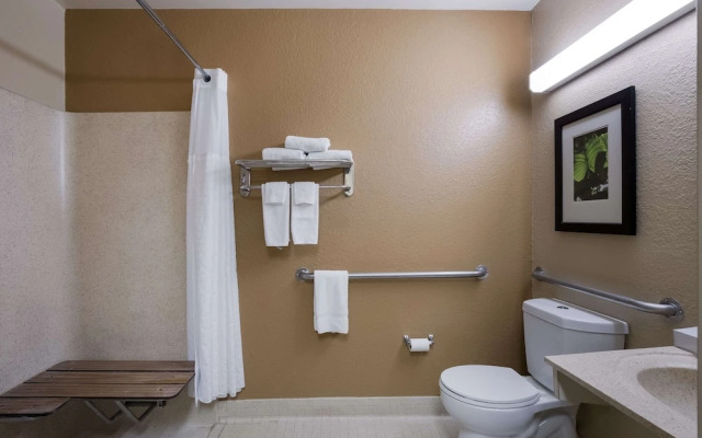 Mainstay Suites Knoxville - Cedar Bluff