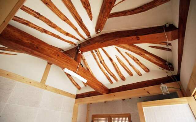 Gyeongju Yeokrakjae Hanok Guesthouse
