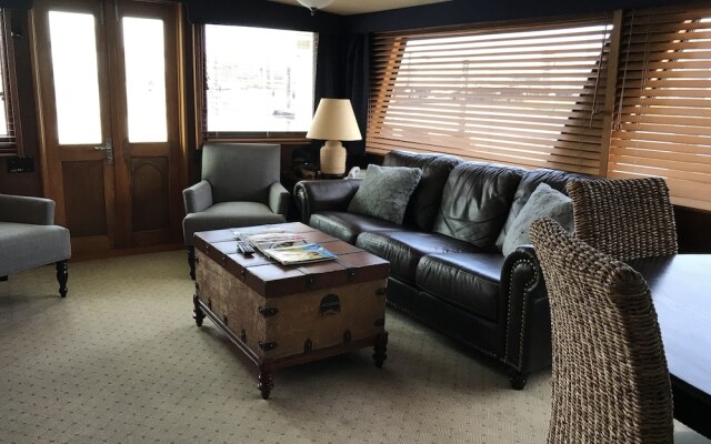 Southern Comfort Yacht