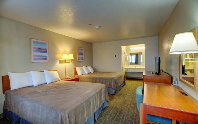 Good Nite Inn Salinas