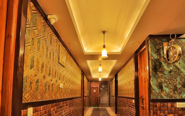 Hotel The Montreal Srinagar