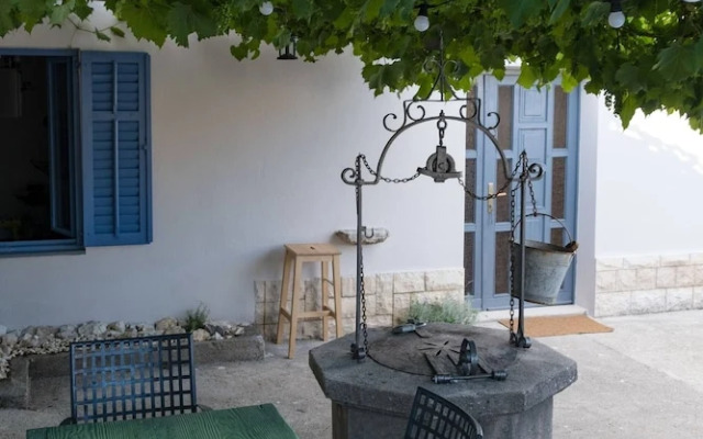 Stone House With Private Yard And Pool Near Crikvenica