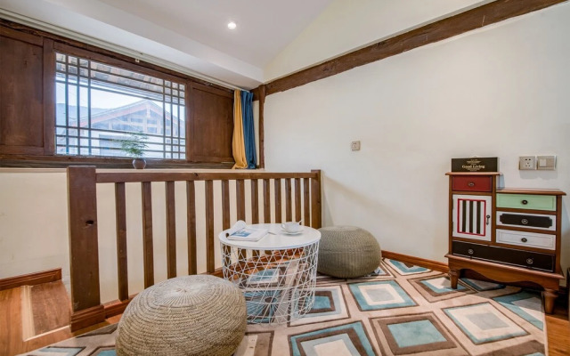 Hua Linglong Courtyard Inn