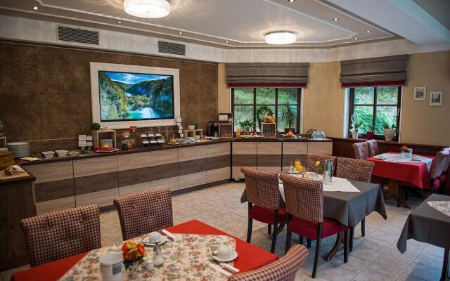 Flair Waldhotel Mellestollen