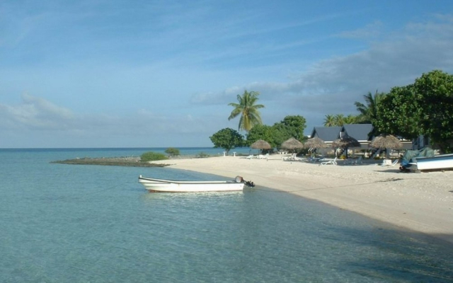 Teanuanua Beach Pearls